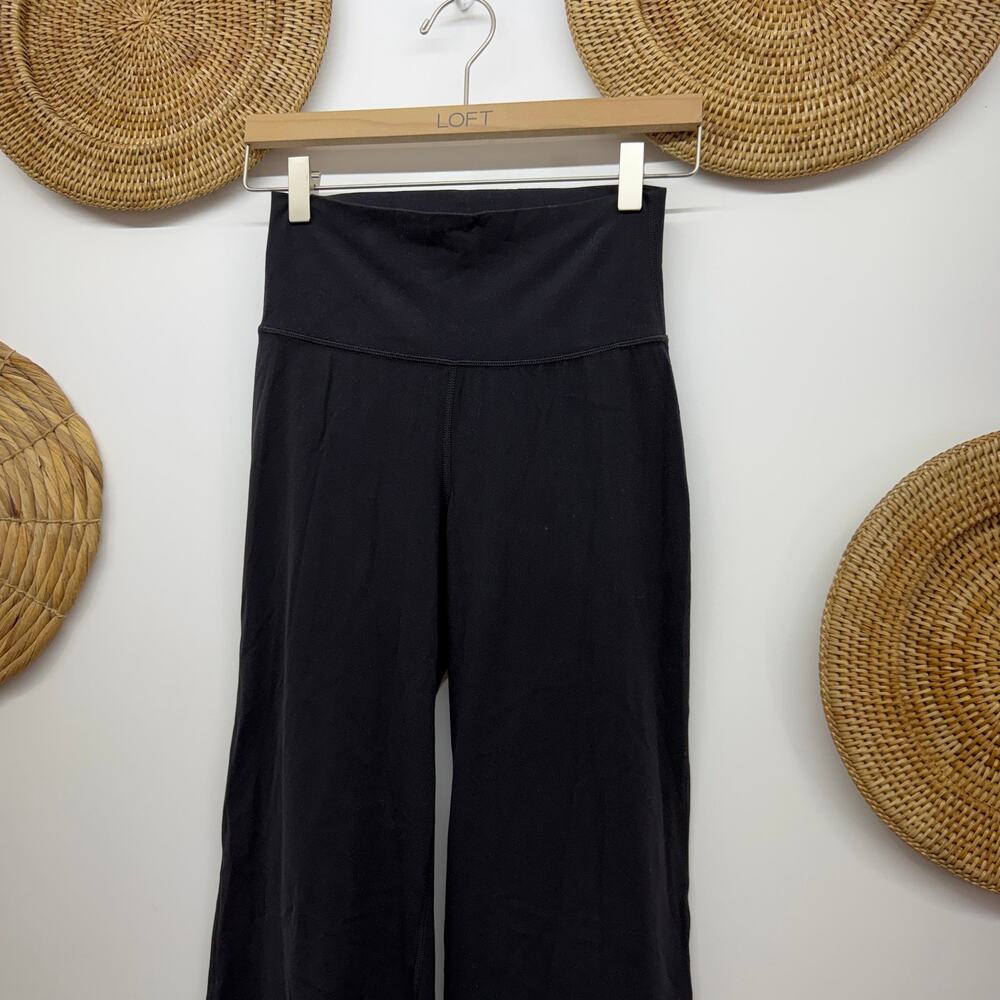 Aritzia TNA TNAction Black Yoga Pants Small - Picture 3 of 5